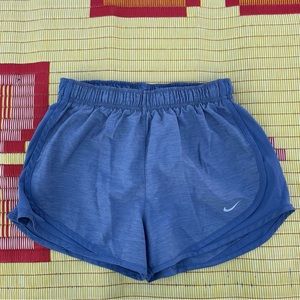 Nike Dri-Fit Women's Tempo Running Shorts activewear size small casual Preowned
